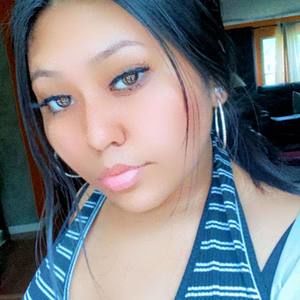 Meet your Posher, Roxana